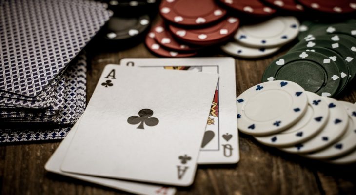 Holding a Low Pair in Video Poker – is it the Correct Move?